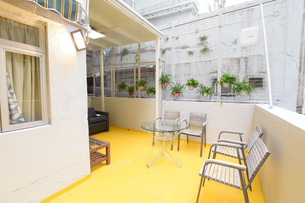 [Last 4 Rooms]Cozy Room Available (30s walk to Sham Shui Po MTR) - 深水埗 - 房間 (合租／分租) - Homates 香港