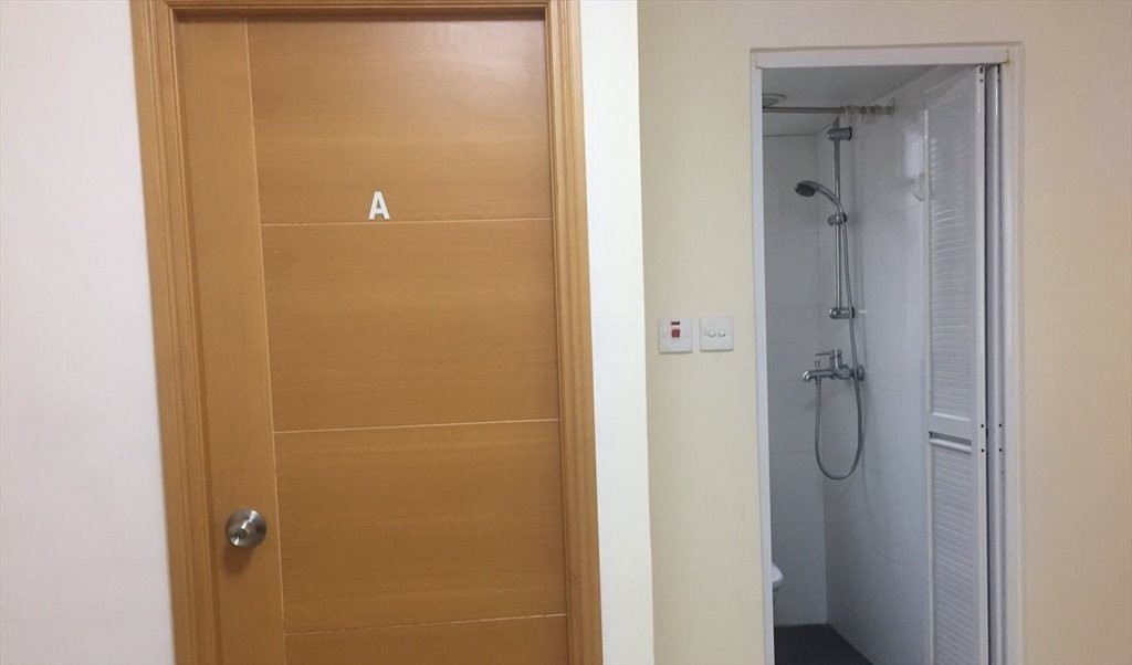 Double Bedroom with private bathroom available now - 灣仔 - 房間 (合租／分租) - Homates 香港