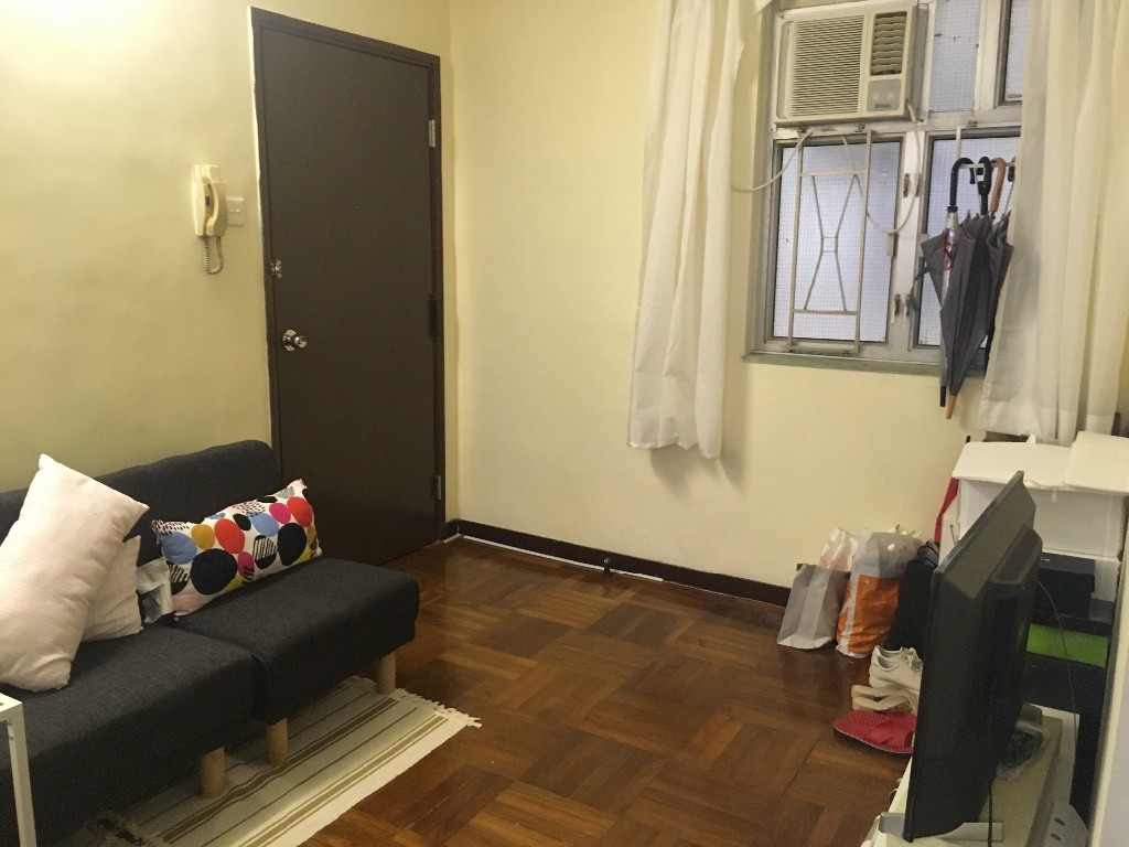 Spacious furnitured single room in North Point with 7.8k - 北角 - 房間 (合租／分租) - Homates 香港