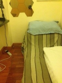 Small Room in Causeway Bay !!! available Now !!! - 銅鑼灣 - 房間 (合租／分租) - Homates 香港