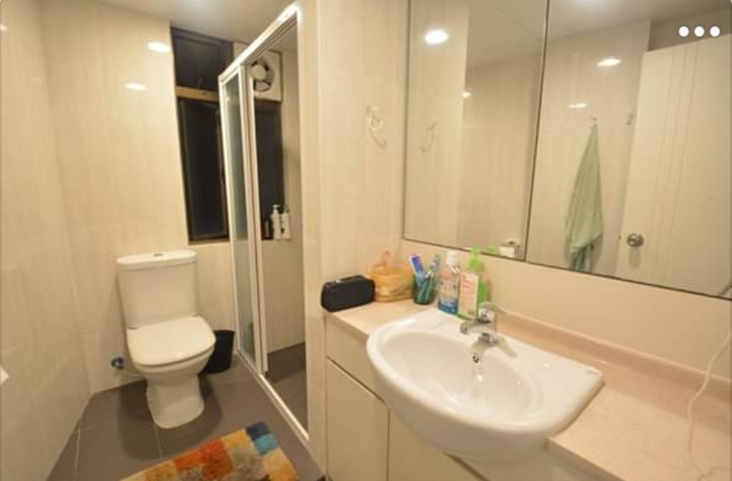  Room in spacious Mid-level/Soho apartment - Mid Level Central/Admiralty - Flat - Homates Hong Kong