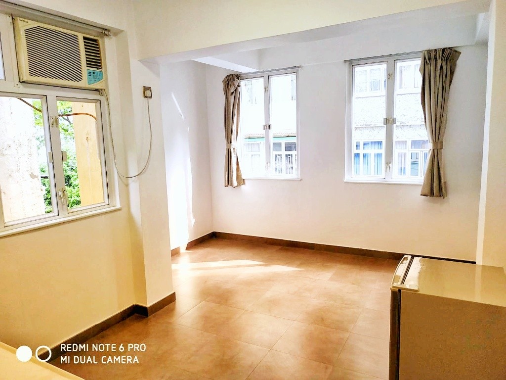 數分鐘路程直達中上環，全新超值開放式單位，寵物友好! New Studio Apartment-Pets Friendly- few minutes to Central CBD - 上環/中環 - 住宅 (整間出租) - Homates 香港