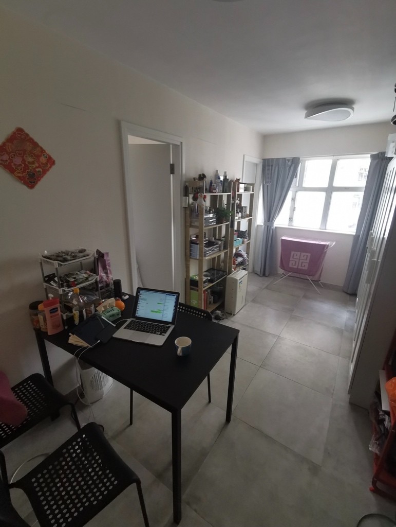 One cozy bedroom in a 2-bed apartment - 土瓜灣 - 房間 (合租／分租) - Homates 香港