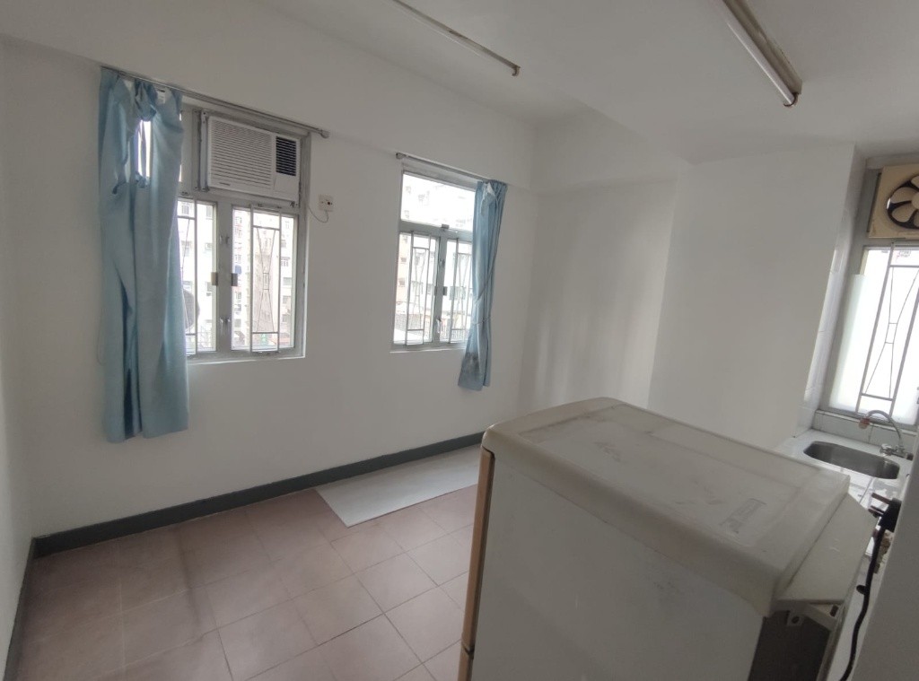 湾仔保和大廈套房連獨立洗手廁所出租Wanchai Po Wo Building suite with toilet and separate toilet for rent - 灣仔 - 住宅 (整間出租) - Homates 香港