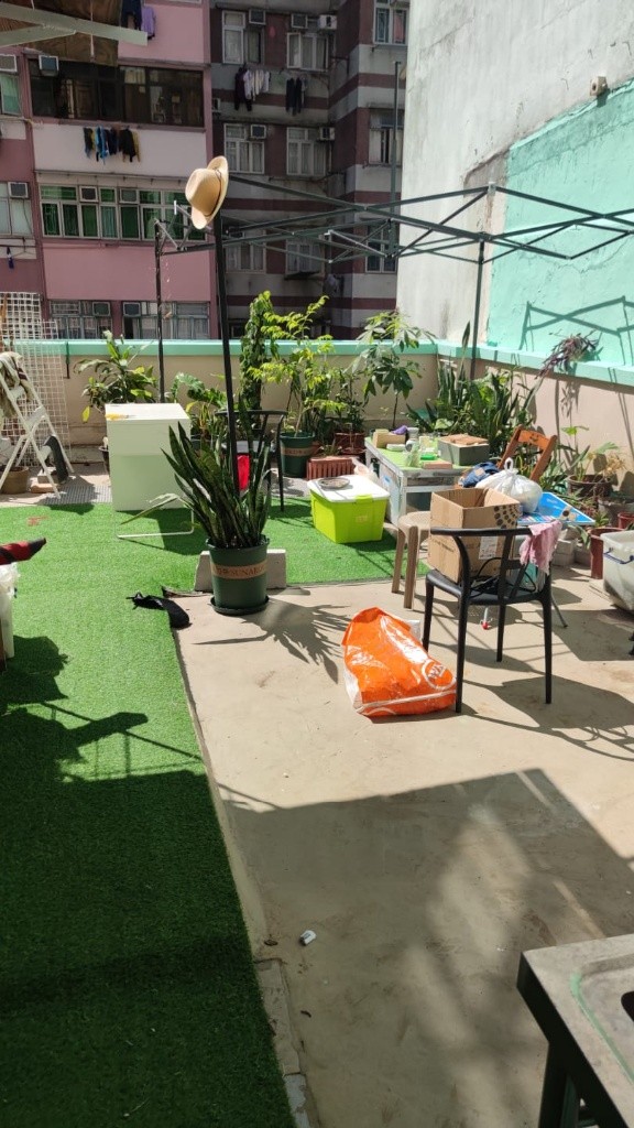 深水埗明華大廈出租可-Ming Wah Building.  Sham Shui Po for Rent( residential Use) coliving male(商住用途)Commercial  and living use) - 深水埗 - 房間 (合租／分租) - Homates 香港