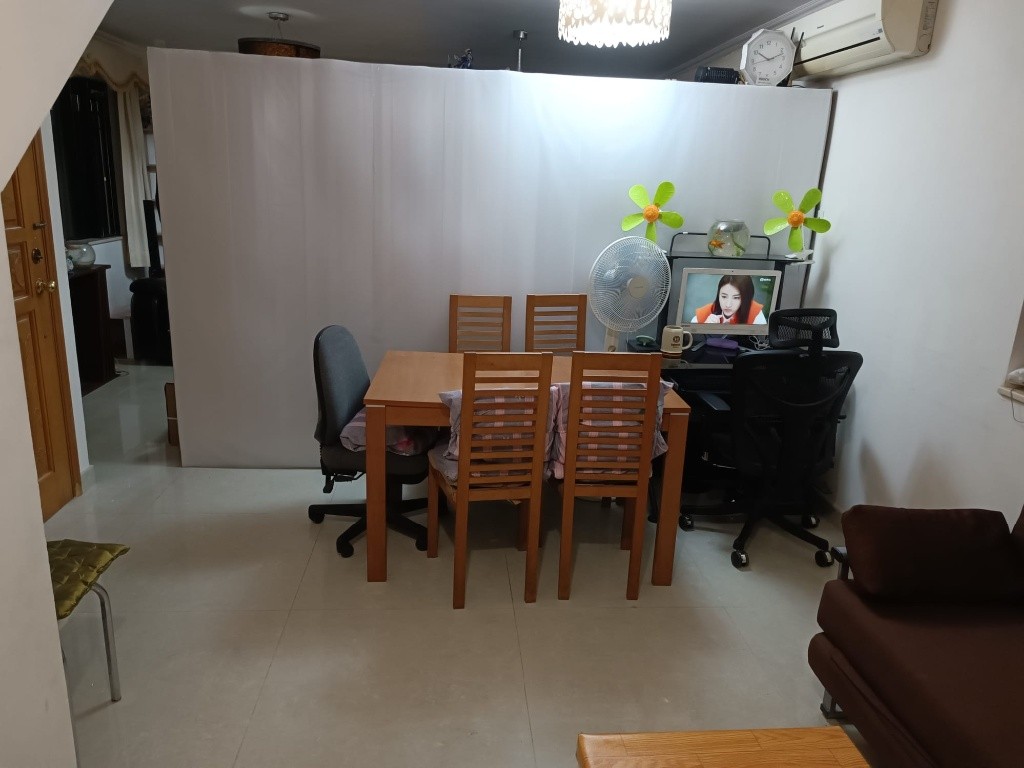 主人大套房，享兩層複式單位設施，光纖入屋，近工業邨、教育大學 - Tai Po/Tai Wo - Bedroom - Homates Hong Kong