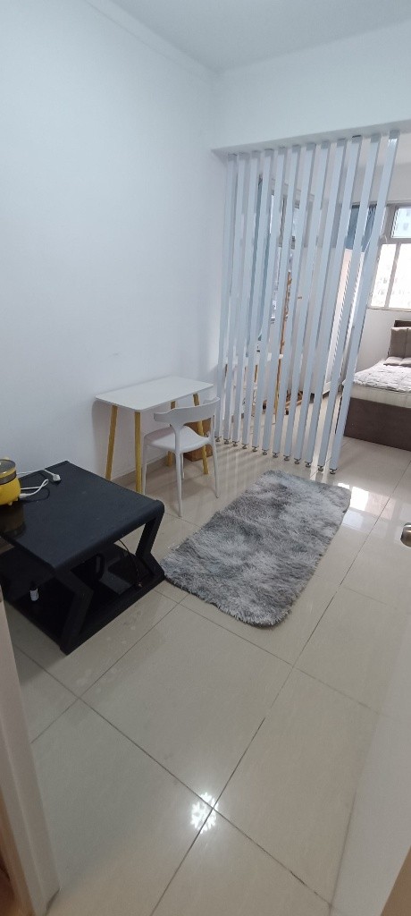 Sham Shui Po female Coliving space  Cheung Sha Building - 深水埗 - 房間 (合租／分租) - Homates 香港