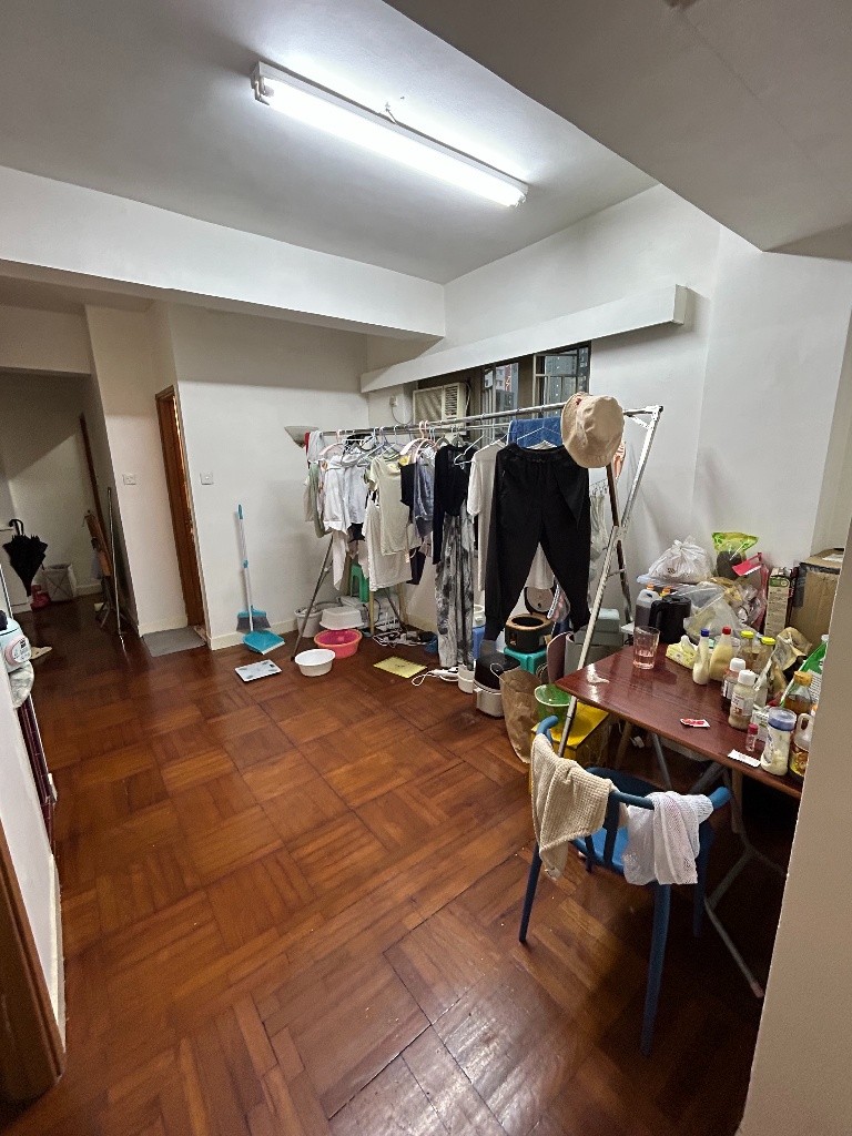 旺角亞皆老街25號俊興樓 female Coliving Space share kitchen share Toilet - 旺角/油麻地 - 房間 (合租／分租) - Homates 香港