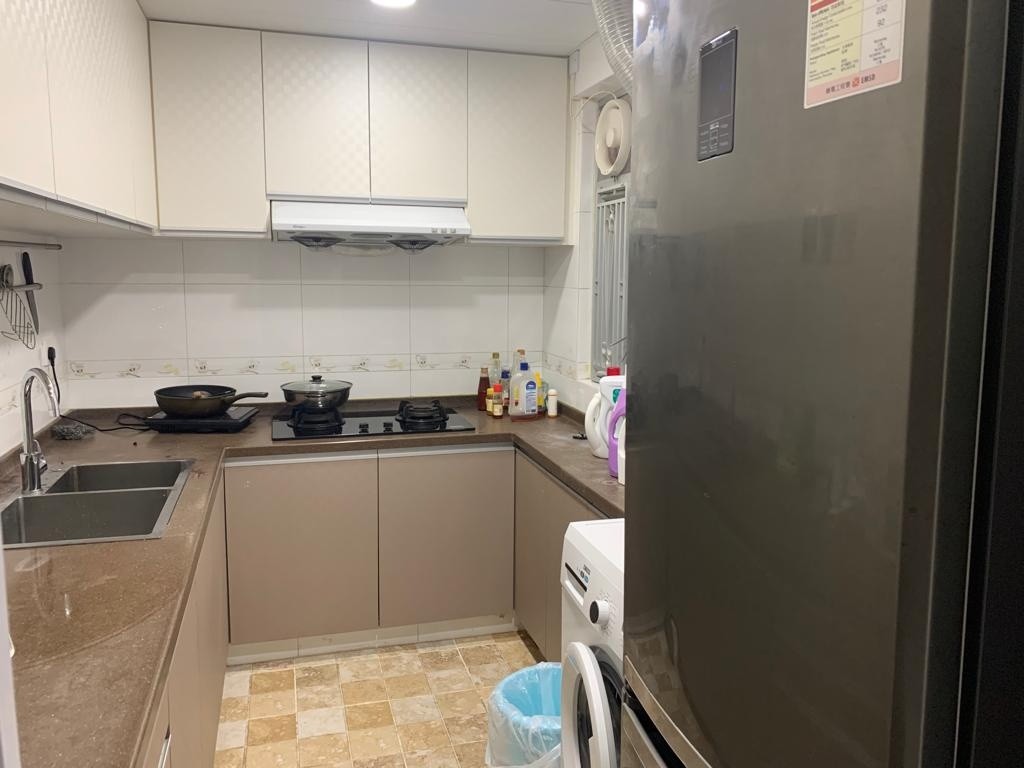 马鞍山中心Ma On Shan Centre Coliving Space for rent male only - 马鞍山 - 房间 (合租／分租) - Homates 香港