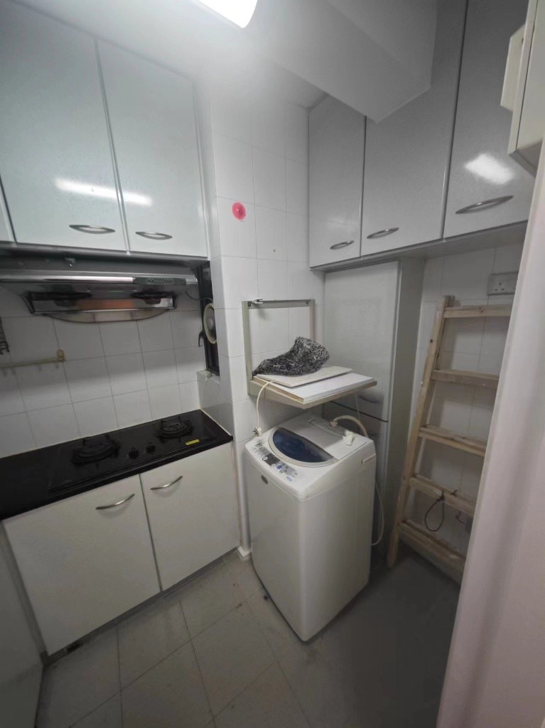 F016 Ma On Shan Female Coliving Space ( private Toilet @ Room)- RmD - Ma On Shan - Bedroom - Homates Hong Kong