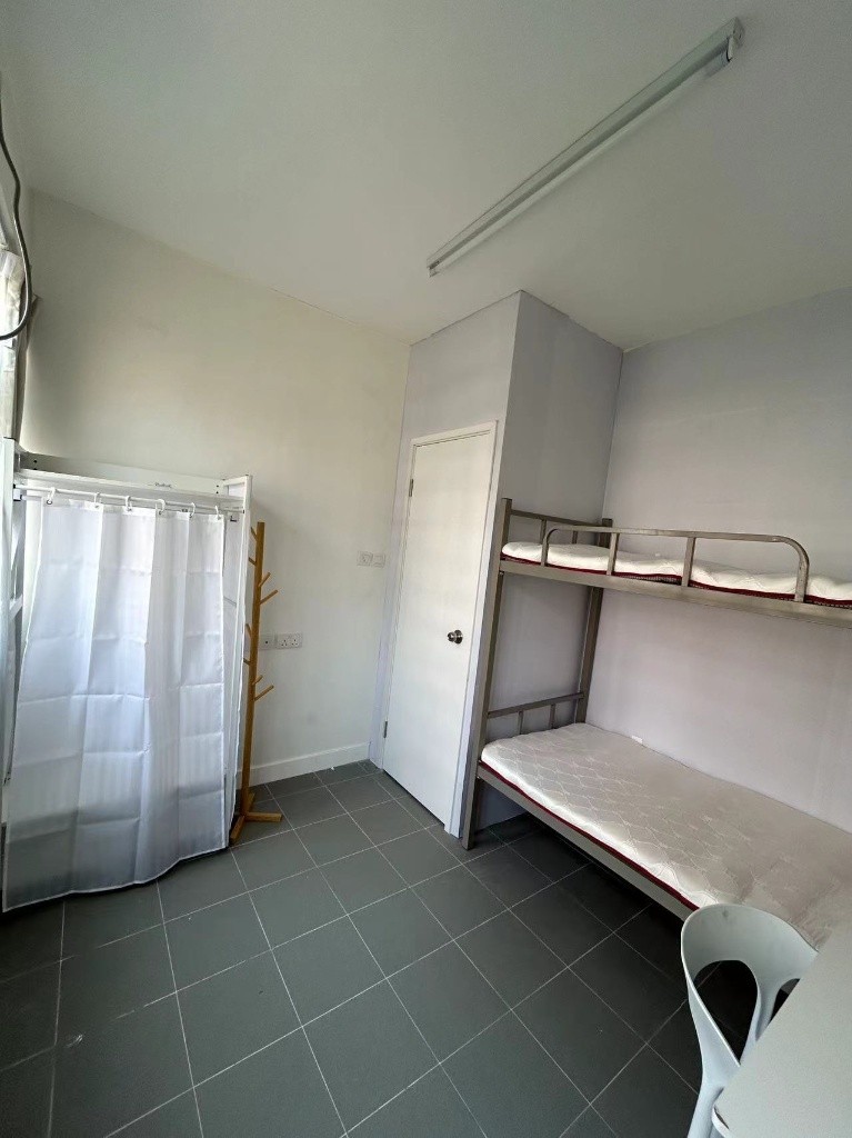 LB001外勞床位出租 LB001 foreign worker bed space for rent  - Sham Shui Po - Bedroom - Homates Hong Kong