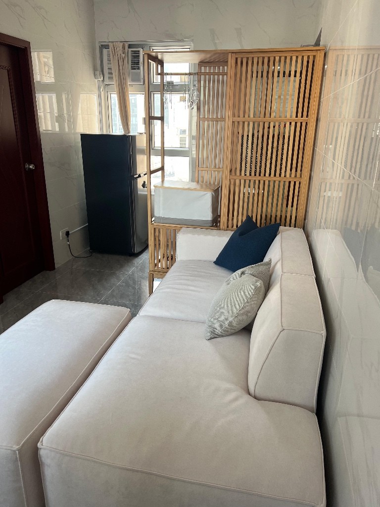 Looking for female flatmate from 23.04.25 in Sai Ying Pun - 西區 - 房間 (合租／分租) - Homates 香港