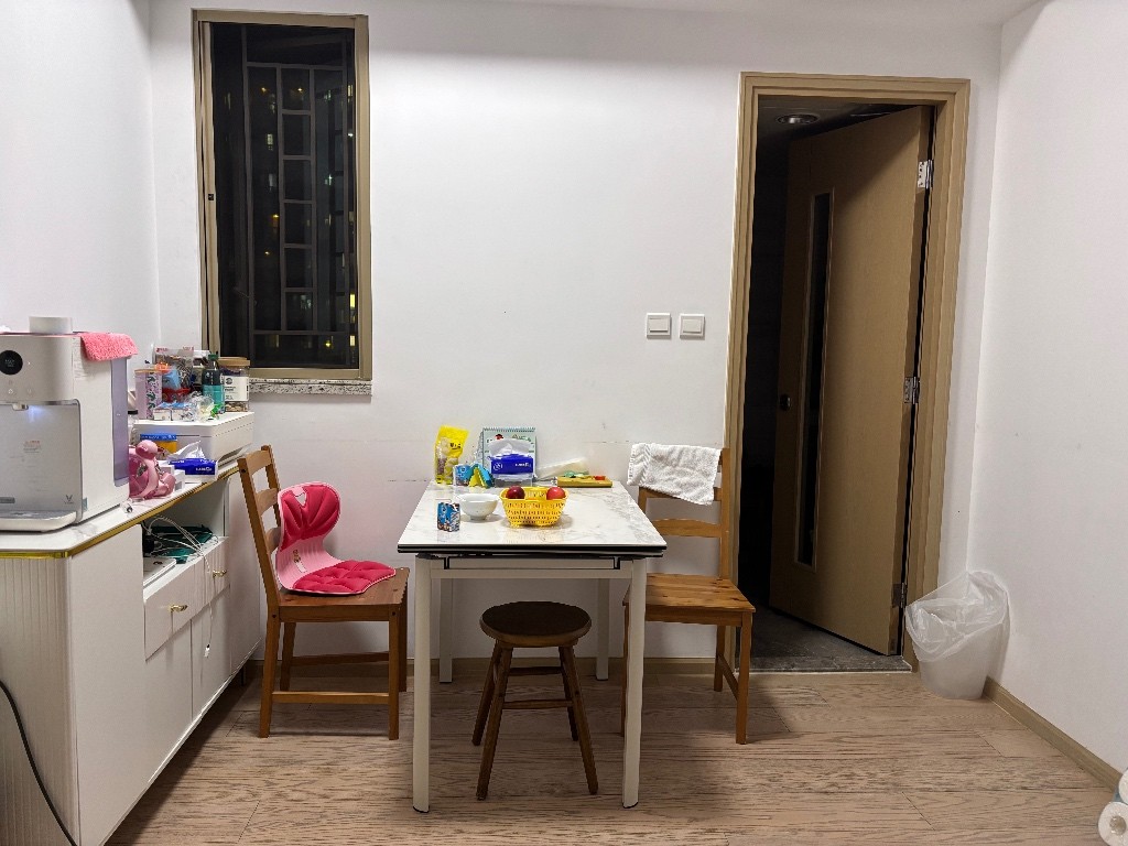 深水埗愛海頌，尋乾淨開朗女室友 - 深水埗 - 房間 (合租／分租) - Homates 香港