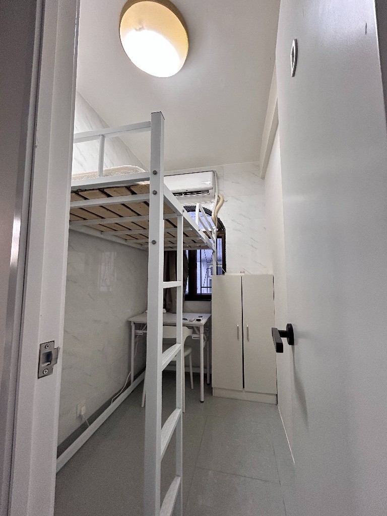 F017GD Cheung Shue Tan Village  male room for rent  - 沙田/火炭 - 房間 (合租／分租) - Homates 香港