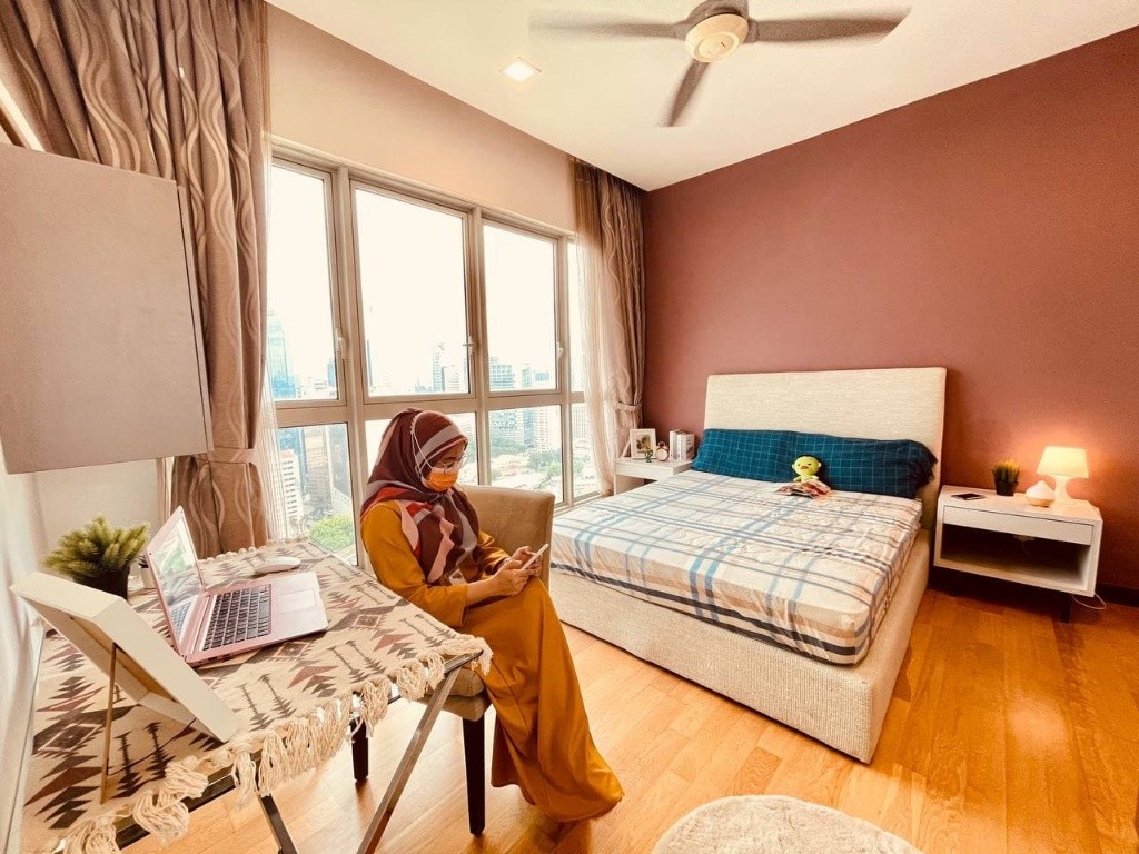 [Actual Room] Rent Room In Regalia KL - Have Infinity Rooftop Pool 🏙️🏊‍♂️✨ Your Perfect Haven for Convenience and Comfort! 🪄 - Wilayah Persekutuan Kuala Lumpur - Bedroom - Homates Malaysia