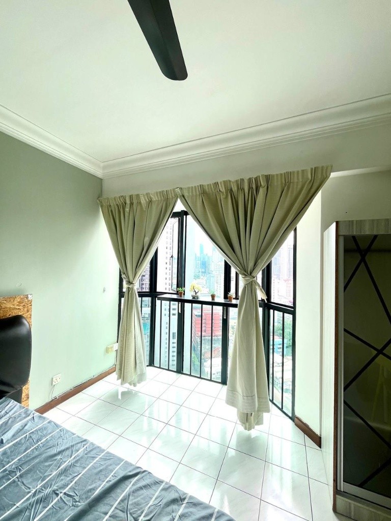 City Living Made Easy 🏙️ Room 2 Min Walk To LRT PWTC and Sunway Putra Mall 🛍️🛒 - Wilayah Persekutuan Kuala Lumpur - Bedroom - Homates Malaysia