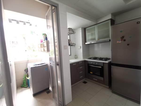 Available Immediate- Common Room/1 or 2 person stay/ Wifi/ Air-con/No owner staying/No Agent Fee/Cooking allowed/Paya Lebar MRT, Dakota MRT - Dakota 達科達 - 分租房間 - Homates 新加坡