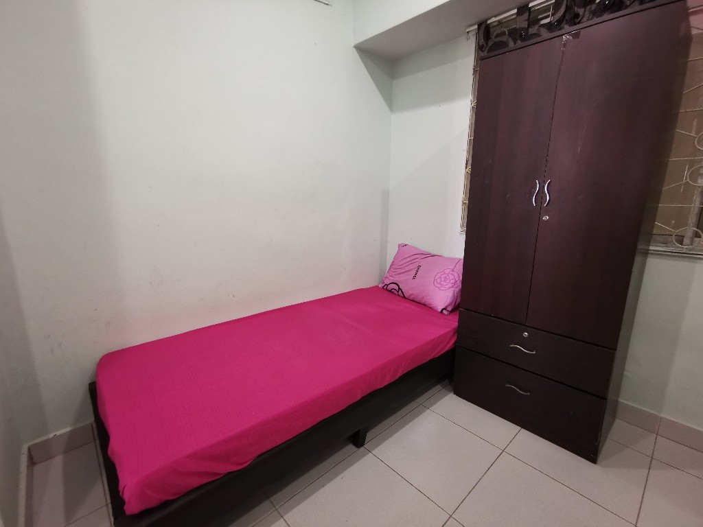 Available 12 Oct/Common Room/FOR 1 PERSON STAY ONLY/Wifi/No owner staying/No Agent Fee/Cooking allowed/Near Lavender MRT/Nicoll Highway MRT / Bugis MRT - Lavender 勞明達 - 分租房間 - Homates 新加坡