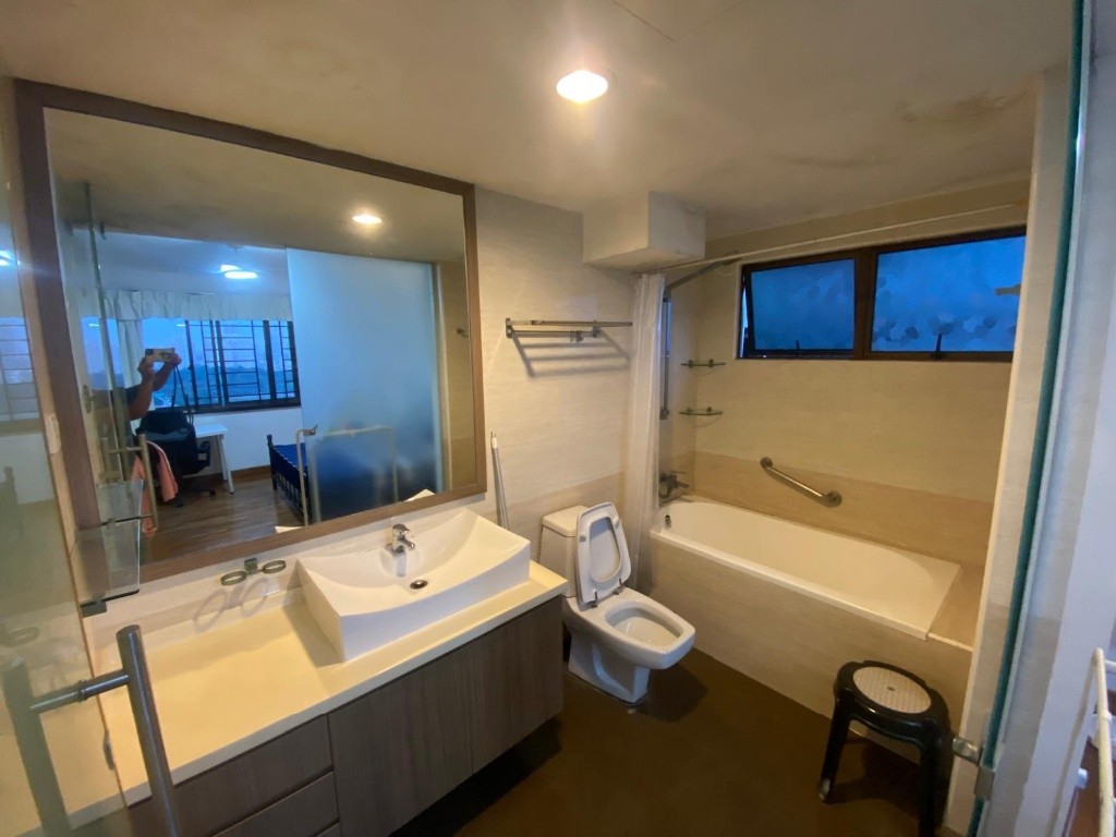 Room For Rent - Near  Marymount MRT - Braddell 布萊徳 - 分租房間 - Homates 新加坡