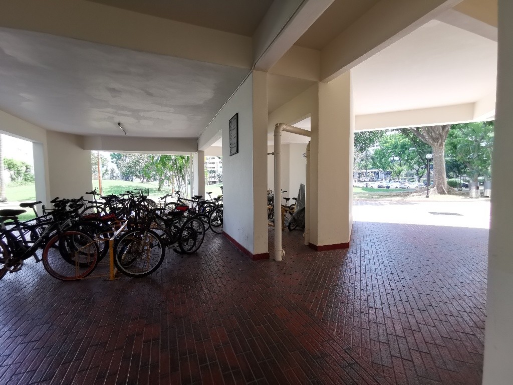 Room for Rent / Jurong East MRT / Deluxe Queen Room / 1-2 Pax Stay / Available Immediate/RM1 - Jurong East 裕廊東 - 分租房間 - Homates 新加坡