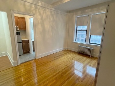 United States -  - 161 East 52nd Street,New York,NY 10022