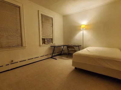 美國 - Flushing - 8948 70th Rd. Forest Hills, NY 11375
