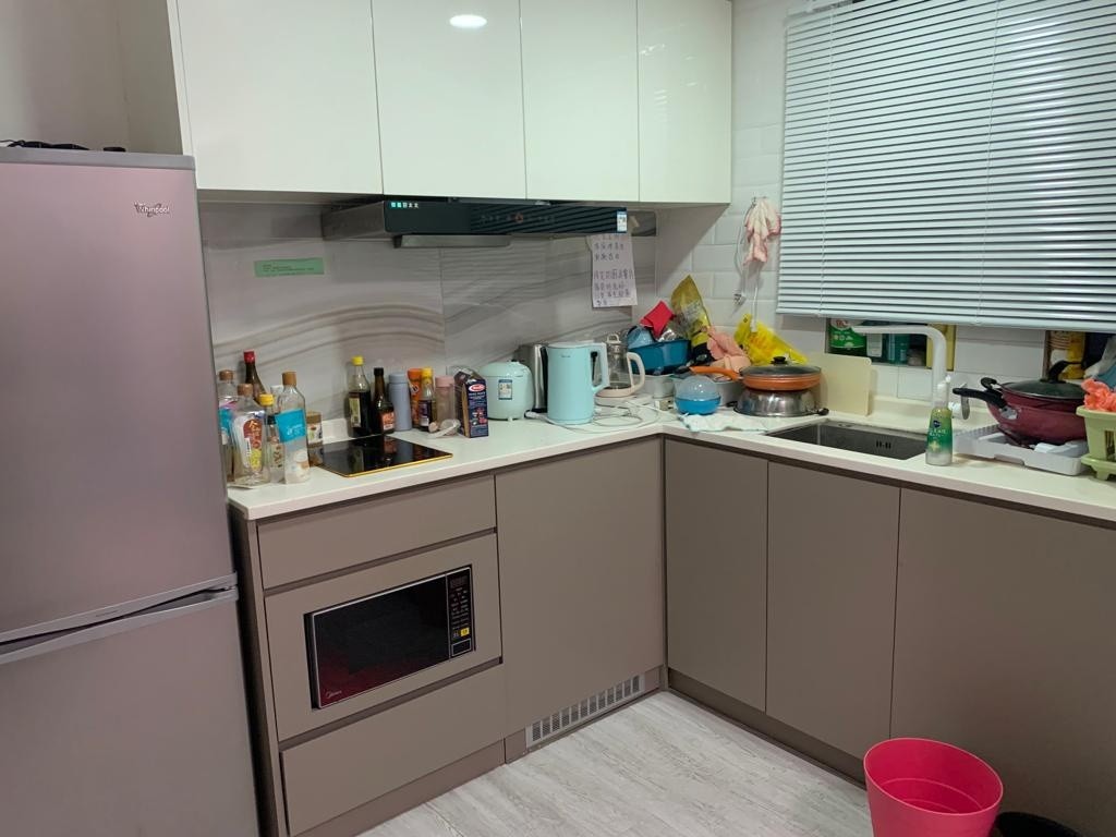 D02Yau Ma Tei female Coliving space 金堂大厦 - Mong Kok/Yau Ma Tei - Bedroom - Homates Hong Kong