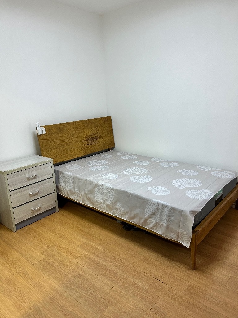 業主直租-免中介費。拎包入住，近地鐵站，近香港大學。 - Pok Fu Lam/South Horizons - Bedroom - Homates Hong Kong