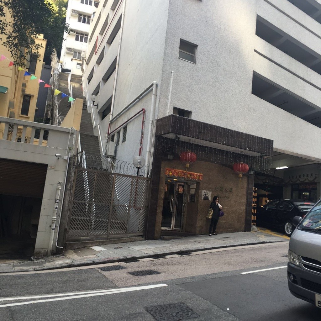 業主直租，全新翻裝，山景開陽，交通便利 - 銅鑼灣 - 房間 (合租／分租) - Homates 香港