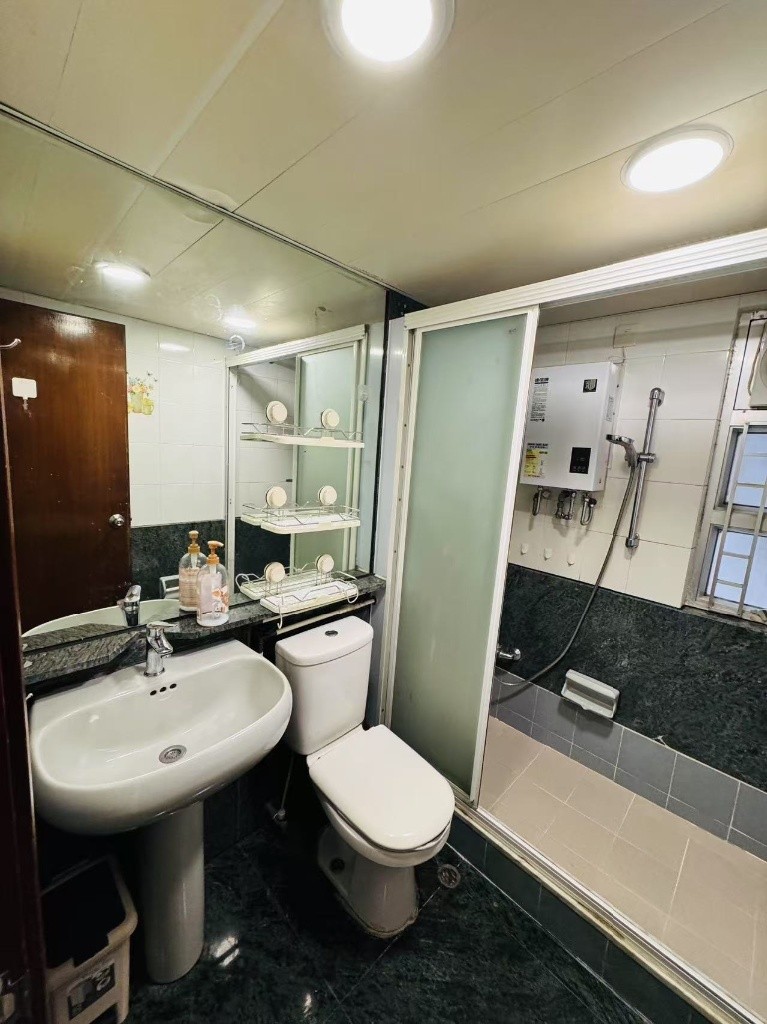 F013 Sheung Shui Centre Coliving space near MTR  - 上水 - 房间 (合租／分租) - Homates 香港