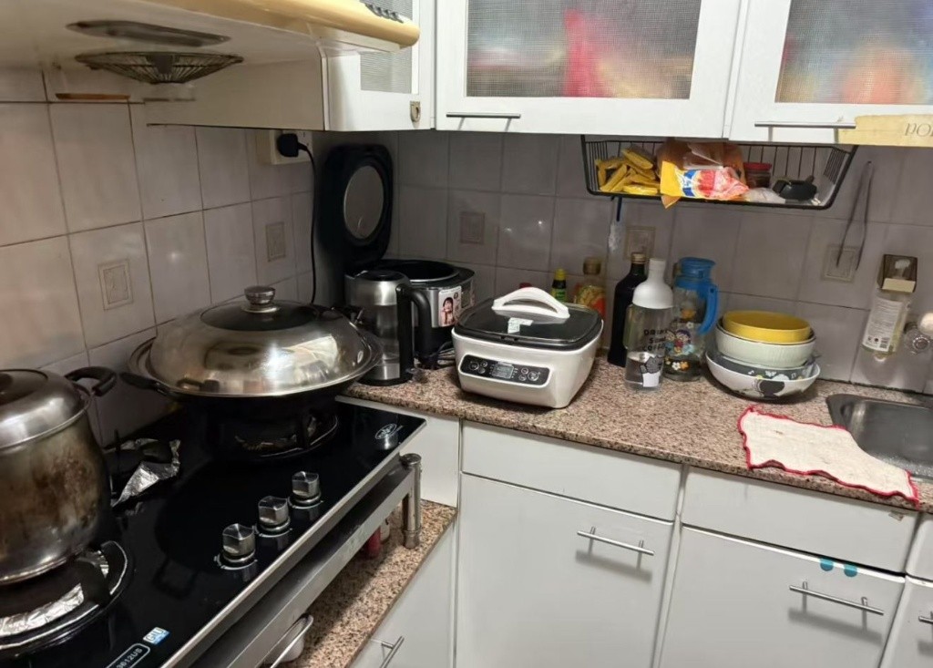 荃灣西/荃灣 三房一廳找合租室友 - 荃灣 - 房間 (合租／分租) - Homates 香港