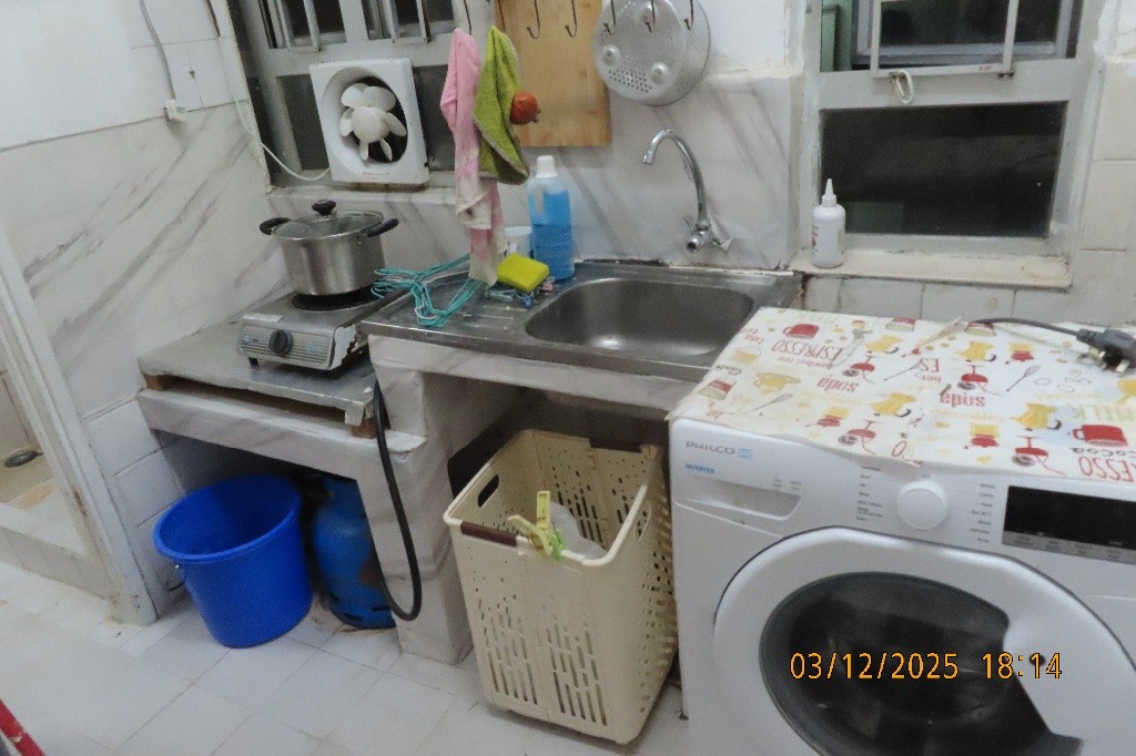 黃大仙，金鳳樓，中層2房廳。實用 374方尺。有家電及稼私。全包：$12,500。  - 黃大仙 - 住宅 (整間出租) - Homates 香港