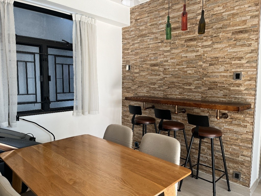 招一女室友 觀塘 分租3號雙人睡房 光猛 全新裝修 乾淨安靜 樓下商場餐廳超市 小巴巴士地鐵 - 觀塘/秀茂坪 - 房間 (合租／分租) - Homates 香港