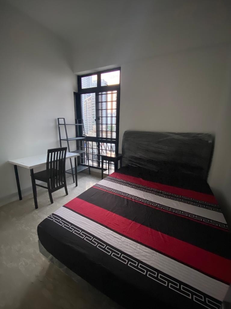 Available 15 Sep - Common  Room/1 Person Stay Only/No Owner Staying/Fully Furnished with Bed/Wardrobe/WIFI/Air-con/2 Shared Bathrooms/allowed Cooking/ Toa Payoh MRT and Novena MRT       - Toa Payoh 大巴 - Homates 新加坡