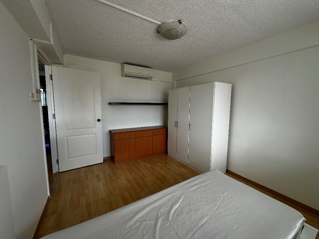 6 Ghim Moh Road Room for Rent - Queenstown 女皇镇 - 分租房间 - Homates 新加坡