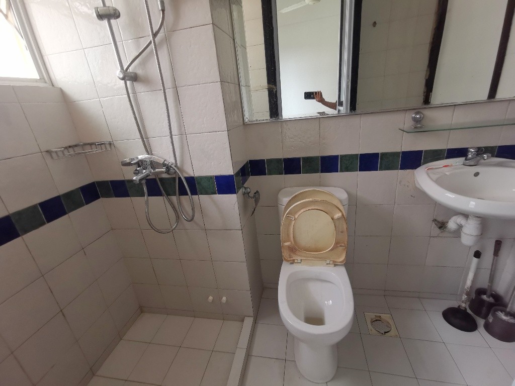 Kallang MRT / Stadium MRT / Mountbatten MRT / Master with Private Bathroom/ Available 21 Dec/ No Agent Fee - Kallang 加冷 - 分租房间 - Homates 新加坡