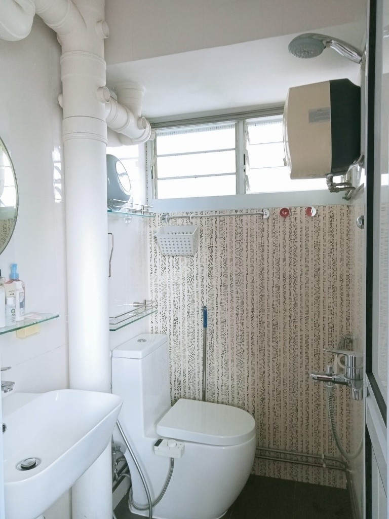 Room for rent - Ang Mo Kio (ladies only) - Ang Mo Kio - Bedroom - Homates Singapore
