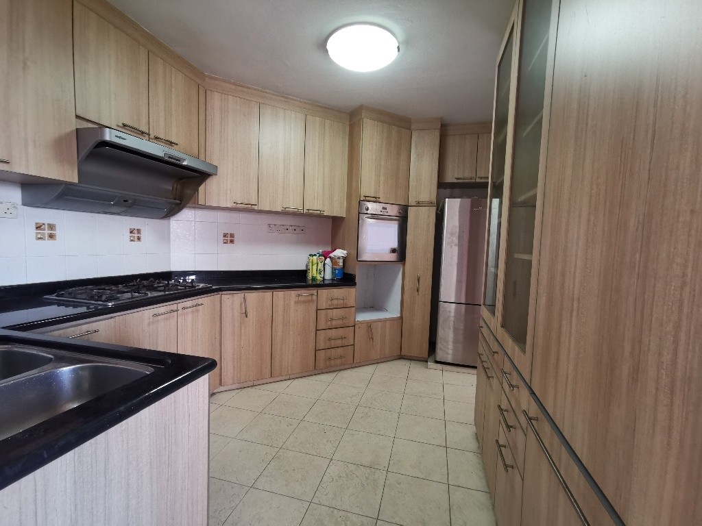 Room For Rent - Near Caldecott MRT - Braddell 布萊徳 - 整個住家 - Homates 新加坡