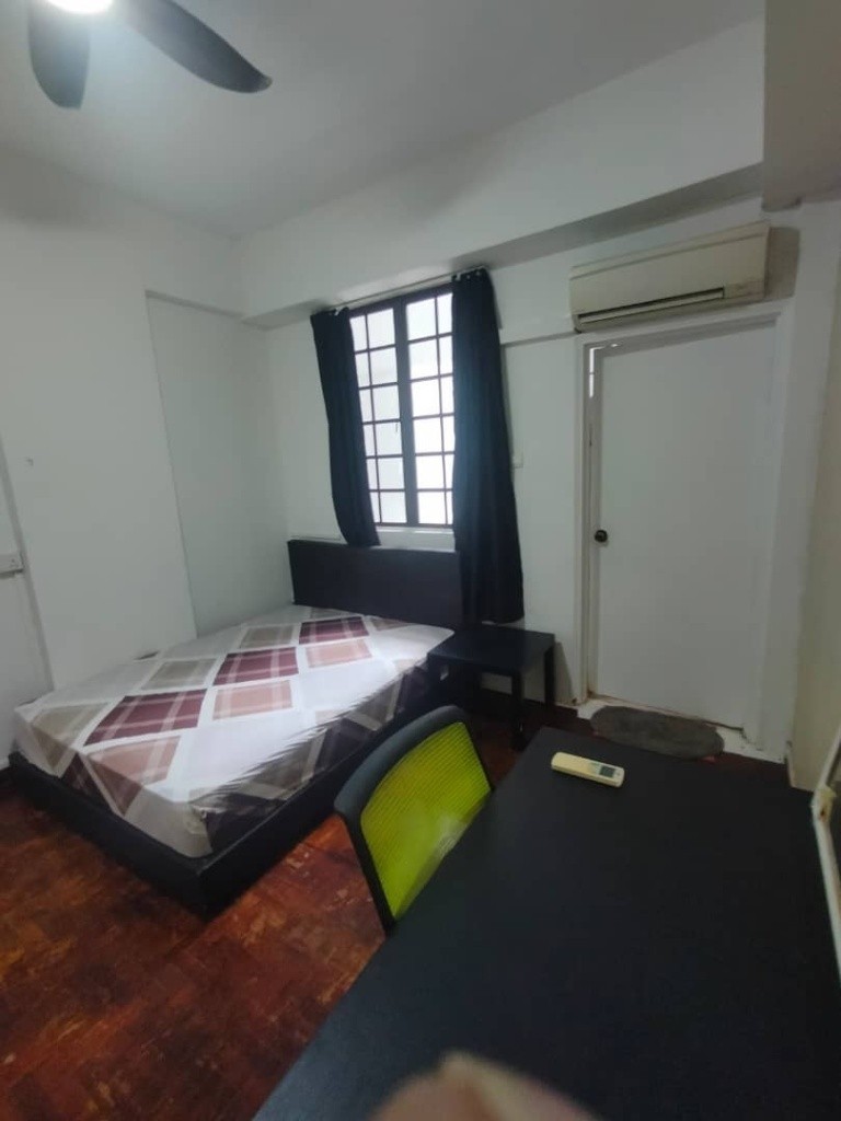 Room for Rent / Paya Lebar – Aljunied – Dakota MRT / Master Room / Available Immediate/ Moro Mansion - Paya Lebar 巴耶利嗒 - 整個住家 - Homates 新加坡