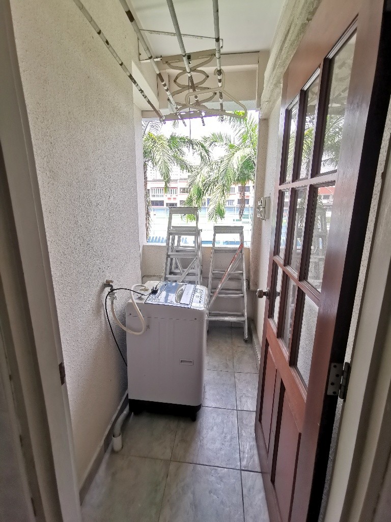 Available 9 Dec/Common Room/Wi-Fi/No owner staying/No Agent Fee/Cooking allowed/Near Toa Payoh/Novena MRT - Novena - Bedroom - Homates Singapore