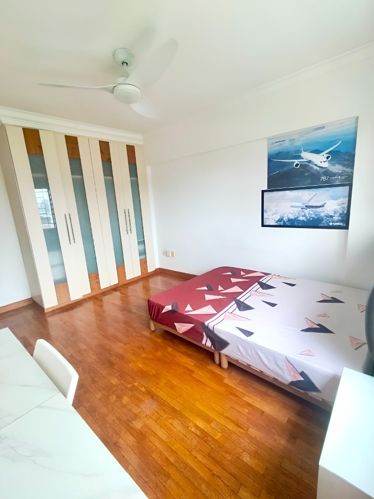 Toa Payoh room for rent/Caldecott, Braddell MRT/Common Room/1-2 pax/Available Dec 14 - Toa Payoh 大巴窯 - 整個住家 - Homates 新加坡