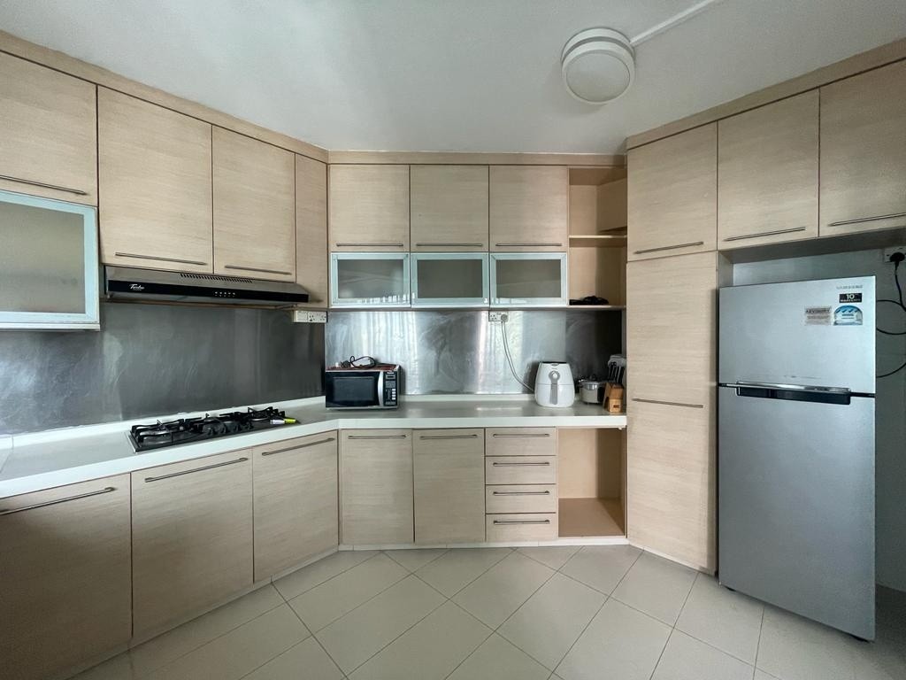 Toa Payoh room for rent/Caldecott, Braddell MRT/Common Room/1-2 pax/Available Dec 14 - Toa Payoh 大巴窯 - 整個住家 - Homates 新加坡