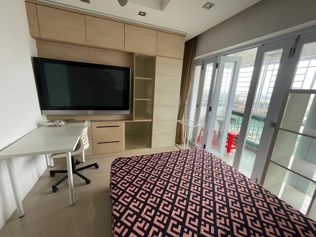 Toa Payoh room for rent/Caldecott, Braddell MRT/Common Room/1-2 pax/Available Dec 14 - Toa Payoh 大巴窯 - 整個住家 - Homates 新加坡