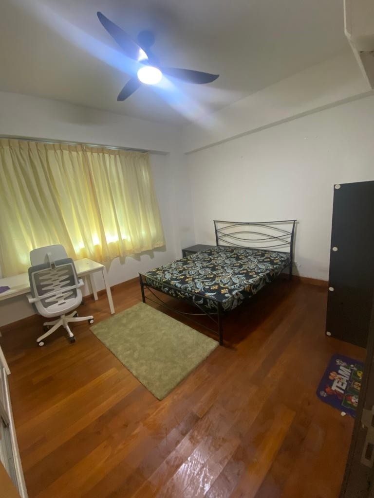 Room for rent/Toa Payoh, Boon Keng, Novena MRT/2-3 pax stay/Include Utilities/Available Dec 31 - Toa Payoh - Flat - Homates Singapore