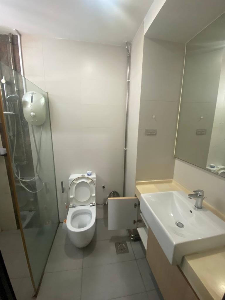 Room for rent/Toa Payoh, Boon Keng, Novena MRT/2-3 pax stay/Include Utilities/Available Dec 31 - Toa Payoh - Flat - Homates Singapore