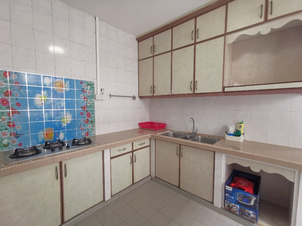 Available﻿ 22 April - Common Room/Include Utilities/Wifi/Aircon/No Agent Fee/Light Cooking Allowed/Washing Machine - Toa Payoh 大巴窯 - 分租房間 - Homates 新加坡