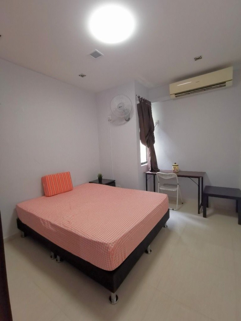 Room for rent / Kembangan, Eunos / Common room / 1pax stay / Available immediately - Eunos 友諾士 - 分租房間 - Homates 新加坡