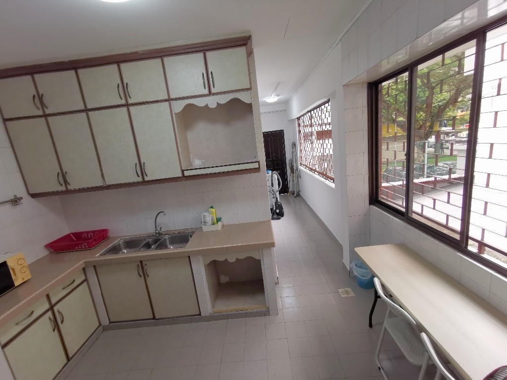 Room for rent / TOA PAYOH / NOVENA / Common room / 1pax stay / Available immediate - Toa Payoh 大巴窯 - 分租房間 - Homates 新加坡
