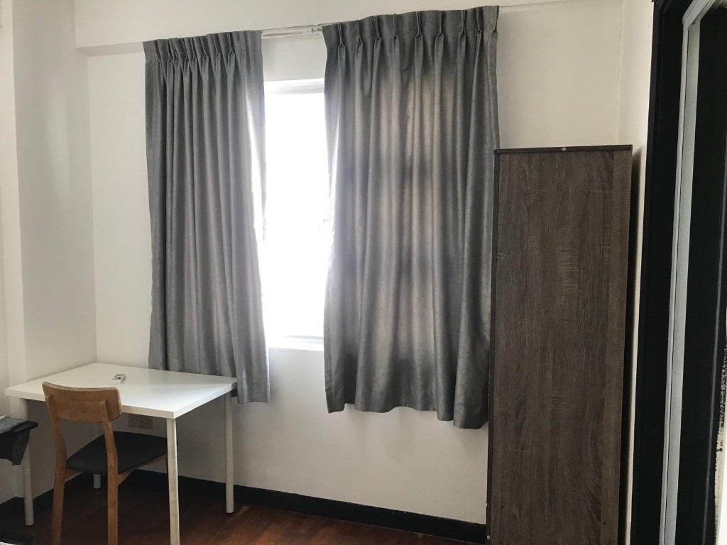 Room for rent / Kallang MRT / Stadium MRT / Mountbatten MRT / Master room / 1pax stay / Available 2 September - Geylang 芽籠 - 分租房間 - Homates 新加坡