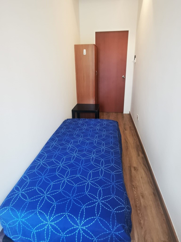 "Room for rent / BALESTIER / NOVENA / TOA PAYOH MRT / Common room / 1pax stay / Available October 6"		 - Toa Payoh 大巴窯 - 分租房間 - Homates 新加坡